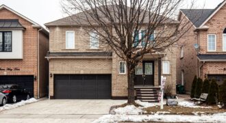 243 Queen Mary Dr, Brampton, Ontario, L7A 3L3